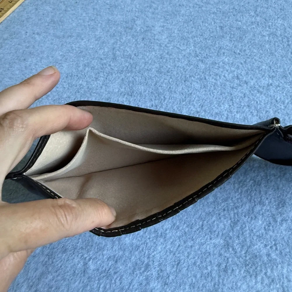 Levenger Black Leather BiFold‎ Wallet Card Holder Travel Organizer Monogram DLJ